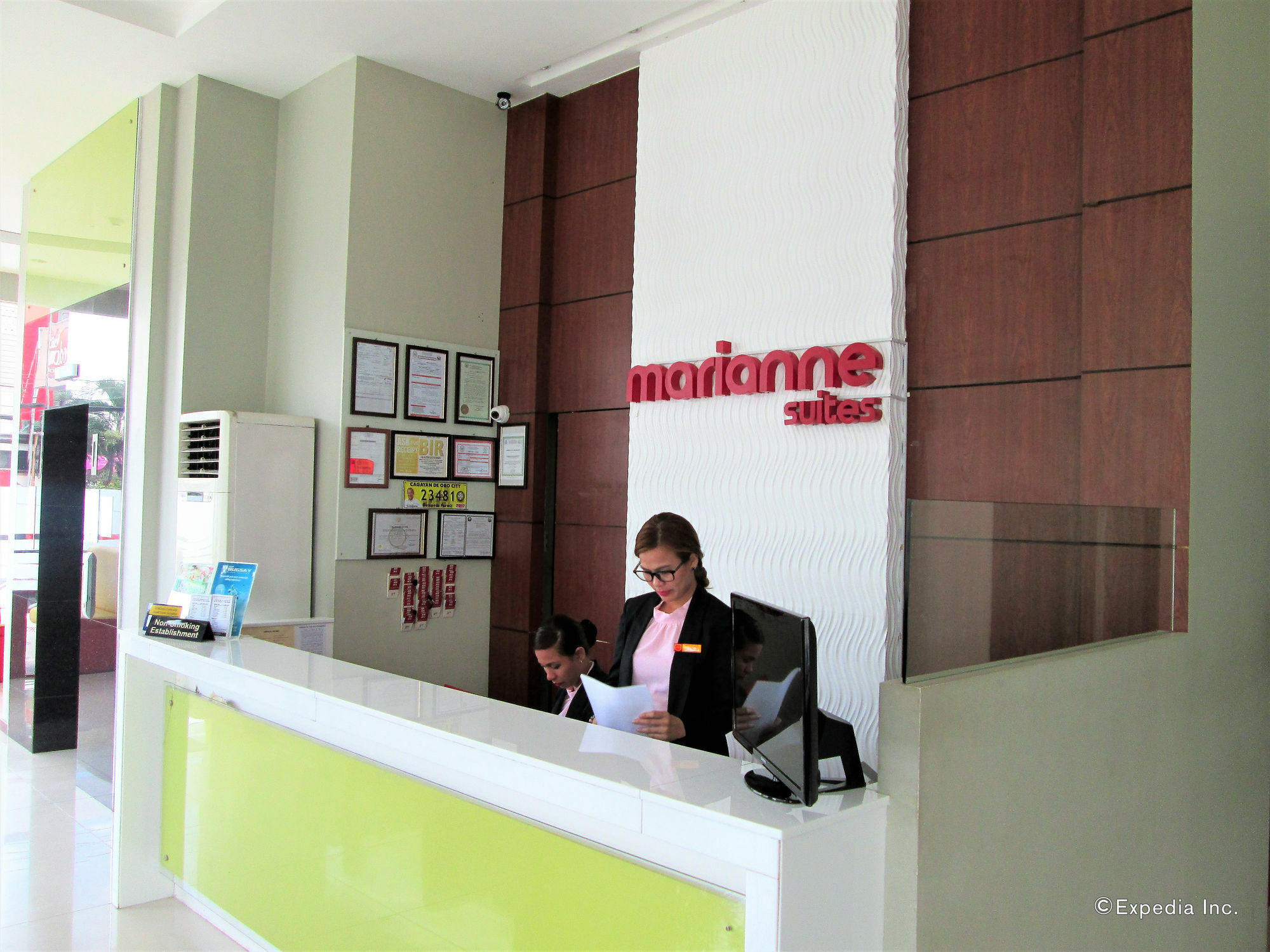 Marianne Suites Cagayan de Oro Eksteriør bilde